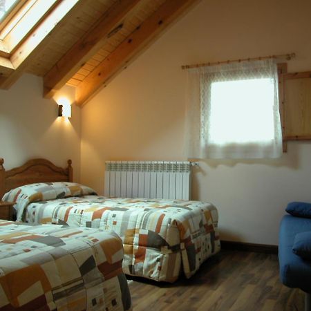 Casa Rural Ornat Etxea Guest House Vidangoz Екстериор снимка